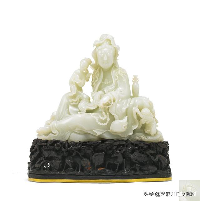 翡翠和玉的区别是什么?哪一个更好，哪一个更 翡翠和玉的区别哪个价值高（玉石和翡翠是一样的吗）