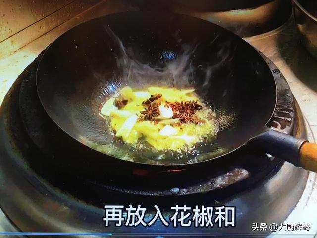 地锅炖柴鸡的做法，地锅炖柴鸡的做法视频（大厨分享专业的做法）