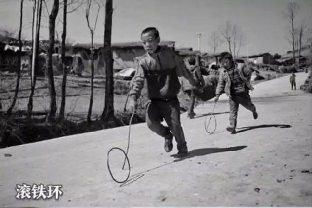 狼的诱惑 歌词，郎的诱惑mp3（90后看完集体泪奔......）