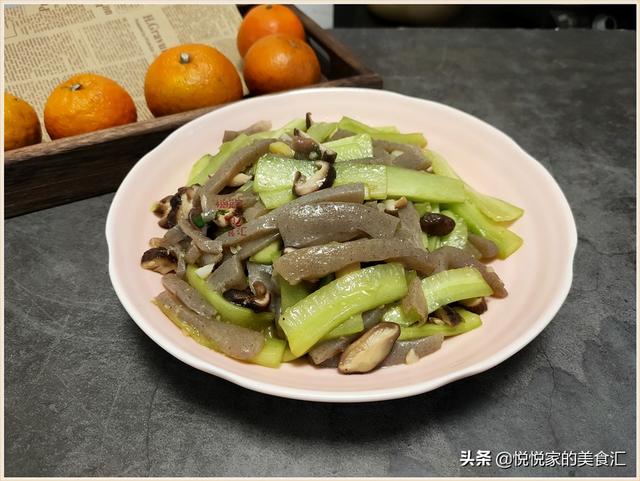 魔芋豆腐的做法，鲜魔芋豆腐详细制作方法（它是天然“燃脂菜”）