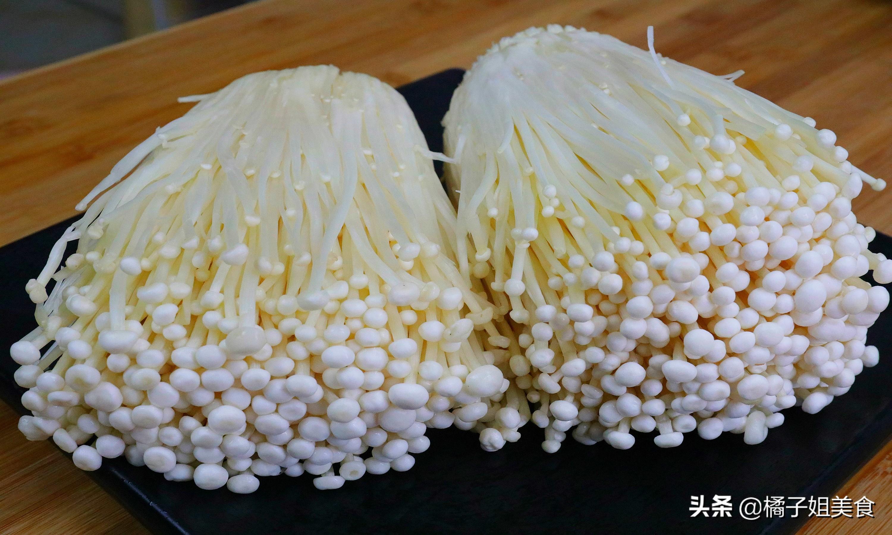 【香辣金針菇蒸粉絲】做法步驟圖 香辣可口 過年家常菜的新寵-起舞食譜網