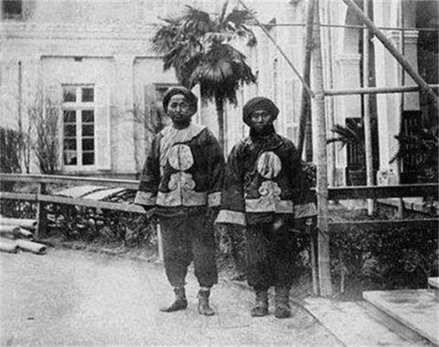 中葡战争对抗，澳门黑人士兵打伤中国战士