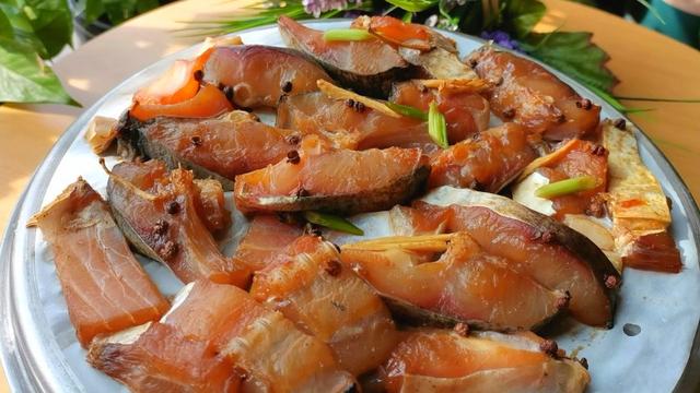 湖北糍粑鱼的做法，湖北的糍粑鱼是怎么做的（学会了轻松做给家人吃）