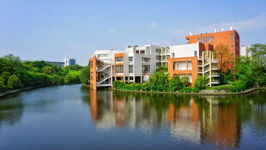 南昌大学抚州医学院是否转民办(南昌大学抚州医学院不仅公办转民办)