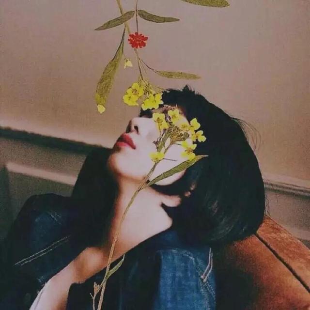 女生背景头像微信，女生背景头像（简约森系文艺小清新头像唯美手绘QQ头像女生微信头像朋友圈背景图）