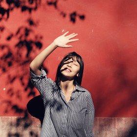 女生写真拍照姿势大全，女生写真拍照姿势大全图片（人像摄影——女生写真15个姿势）