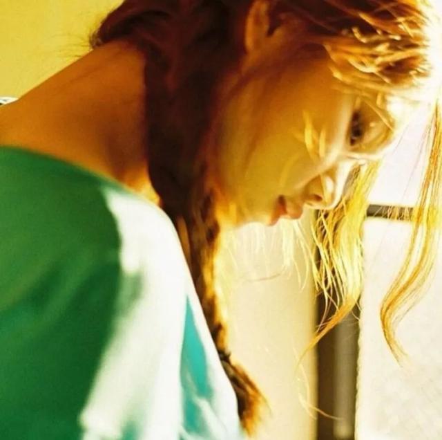 最凉不过人心图片，最凉不过人心，微信头像（也觉得冷可我不会拥抱别人）