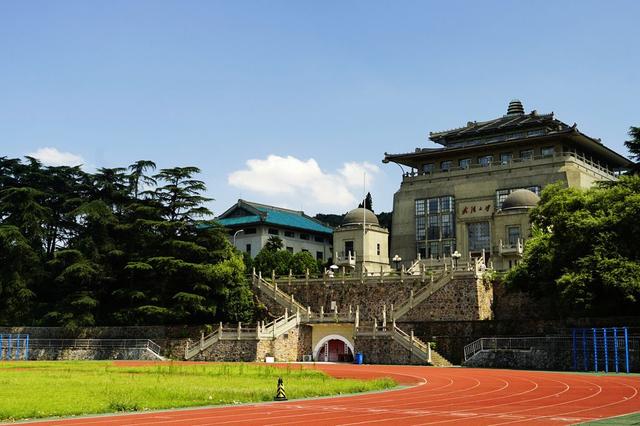 湖北大学全国排名，湖北大学学科评估结果排名（2022年湖北省大学排名最新出炉）