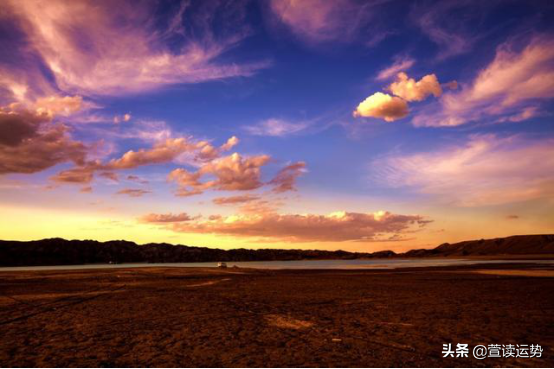 乘风破浪下一句，扬帆起航正当时 砥砺前行铸辉煌（终将破茧成蝶迎胜利）