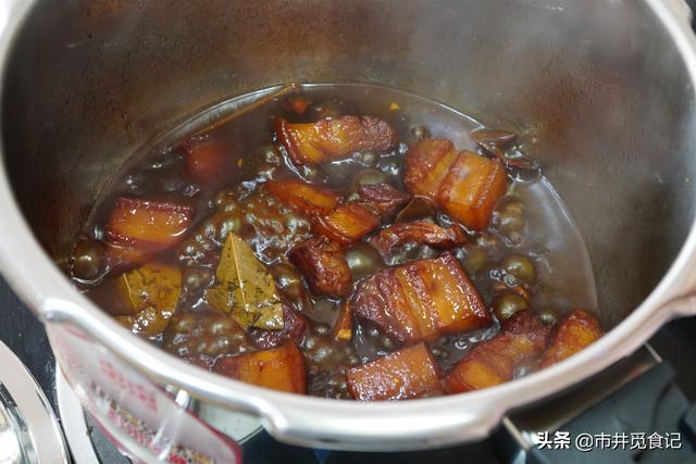 红烧肉高压锅压几分钟，红烧肉高压锅压几分钟呢（巧用高压锅做红烧肉）