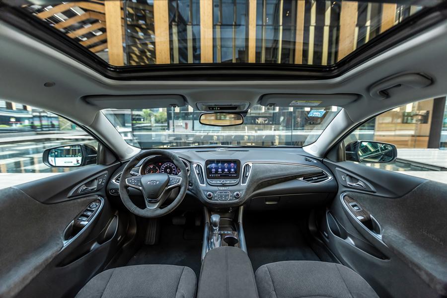 alcantara是什么材质，Alcantara是什么（Alcantara不再是超跑专属）