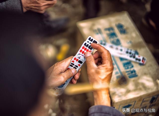掀的意思，掀的意思（掀的解释（据传宋太祖赵匡胤为此特地颁了一道圣旨）