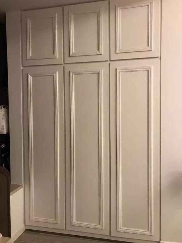 换鞋凳选购的技巧有哪些，换鞋凳买哪种好（衣柜+鞋柜一体设计正流行）