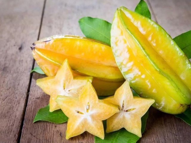 狗狗不能吃的水果，狗狗不能吃的水果有哪些（这6种水果可“致命”）