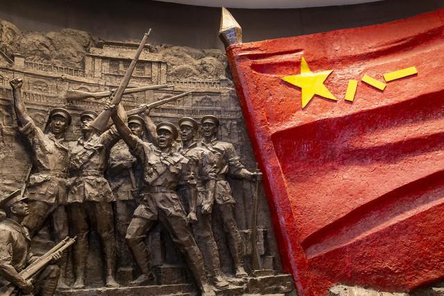 红色经典影视民歌，最新革命红歌最好听的十首歌（那些美到窒息的红色经典歌曲）