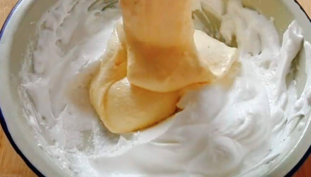 圖片[4]-【電飯鍋蛋糕】做法步驟圖 一次成功 比烤的還好吃-起舞食譜網(wǎng)