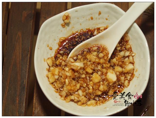 蒜蓉淸蒸大龙虾，蒜蓉澳洲龙虾做法（高档的海鲜更需要简单的烹饪）