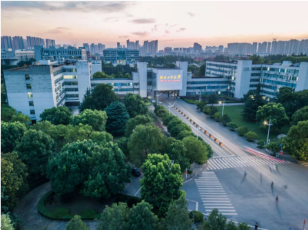 武汉工业学院图书馆，武汉轻工大学是双一流大学吗（原来武汉这所大学遍地是\