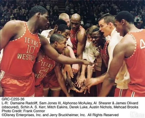 卡特教练豆瓣，卡特教练梗概（《卡特教练》口碑炸裂）