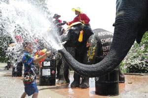 宋干节的宋干是什么意思 泰国的宋干节指的是什么，宋干节的宋干是什么意思（泰国宋干节那些事儿）