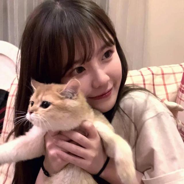 我无敌你随意网名，我无敌你随意微信昵称（适合女生的游戏名字高傲冷艳无敌于天下-可爱点）
