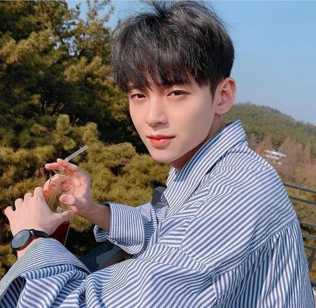 高标准男性头像，微信，高标准男性头像（帅气好看的男生微信头像）