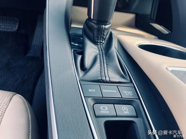 万宝龙签字笔真假鉴别方法，万宝龙签字笔真假鉴别视频（亚洲龙提车，买了就得找对象）