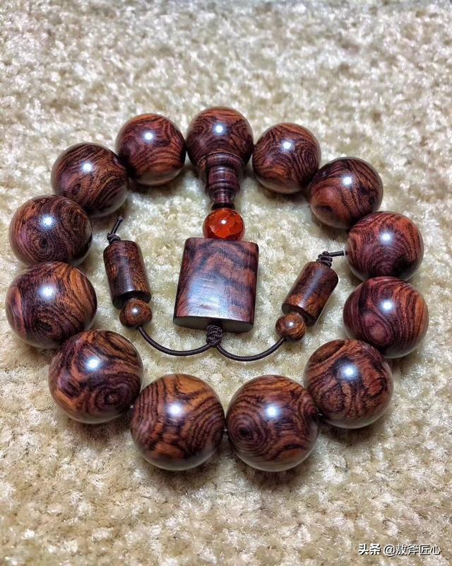 黄花梨的辨别方法，黄花梨鉴别经验大全（海南黄花梨怎么鉴别真假）