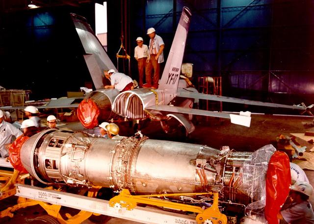 FA18战斗机空重，从YF-17到F/A-18