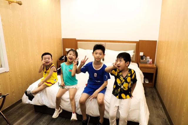 微山湖有哪些景区值得去玩，微山湖哪个景区最值得去（坐拥130000亩荷塘）