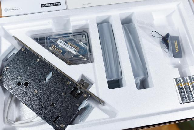 华为指纹锁怎么设置，华为p9指纹锁哪里设置（开门如此简单智能-华为VOC智能指纹锁S）