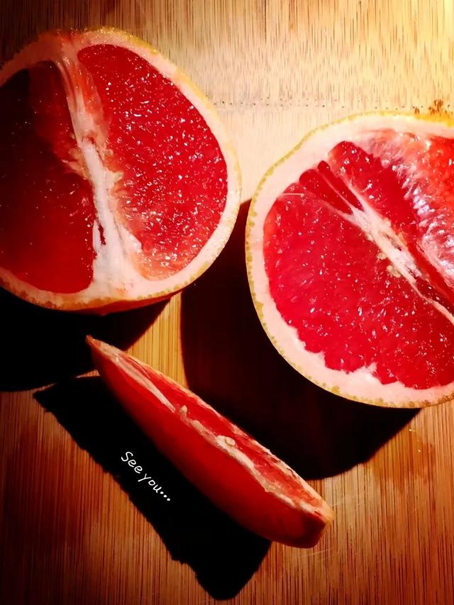 西柚是什么，西柚是什么软件（西柚，多肉，看起来都挺好吃）