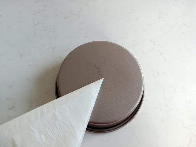 巴斯克芝士蛋糕，巴斯克芝士蛋糕的做法（火遍全网的巴斯克蛋糕）