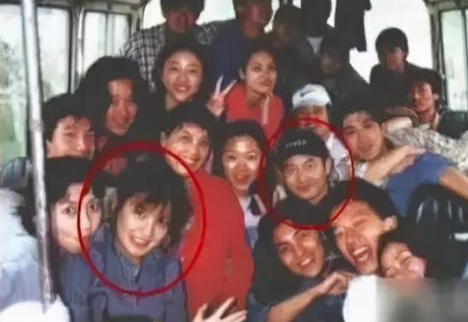 黄晓明喜欢赵薇，中餐厅黄晓明赵薇重聚（昨晚却删除赵薇所有内容）