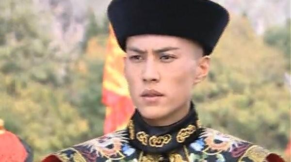 靳东第一任老婆个人简历，靳东的前妻叫什么名字（国家一级演员靳东的低调情史）