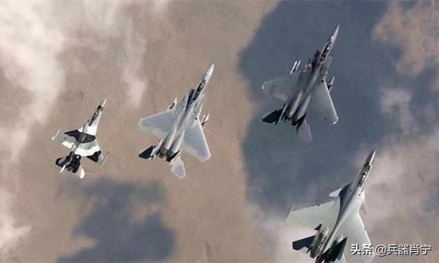 苏35和f22，苏35和F22谁更好（美媒评价美俄多款优秀战机）