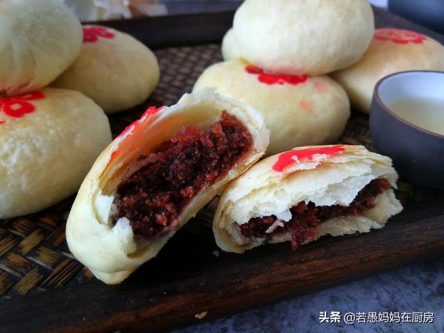 酥皮月饼的做法，酥皮月饼做法的步骤（详细配方和步骤教你做苏式月饼）