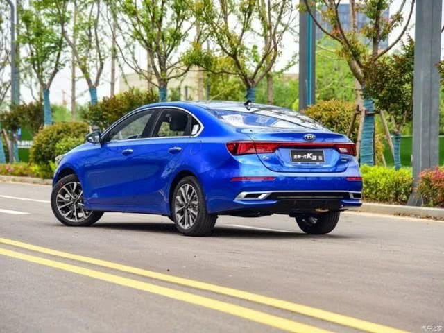 2019轩逸参数及配置，19款轩逸配置参数表（15万内家用合资车选它）