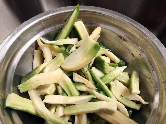 咸菜是什么菜做的，咸菜怎么做的（这9种蔬菜腌好后）