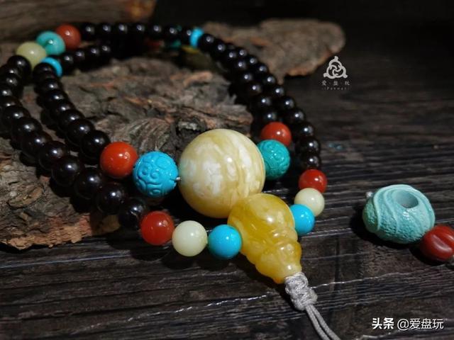野桃核手串最忌讳，野生小核桃手串（冬天要来了，盘什么串最靠谱）