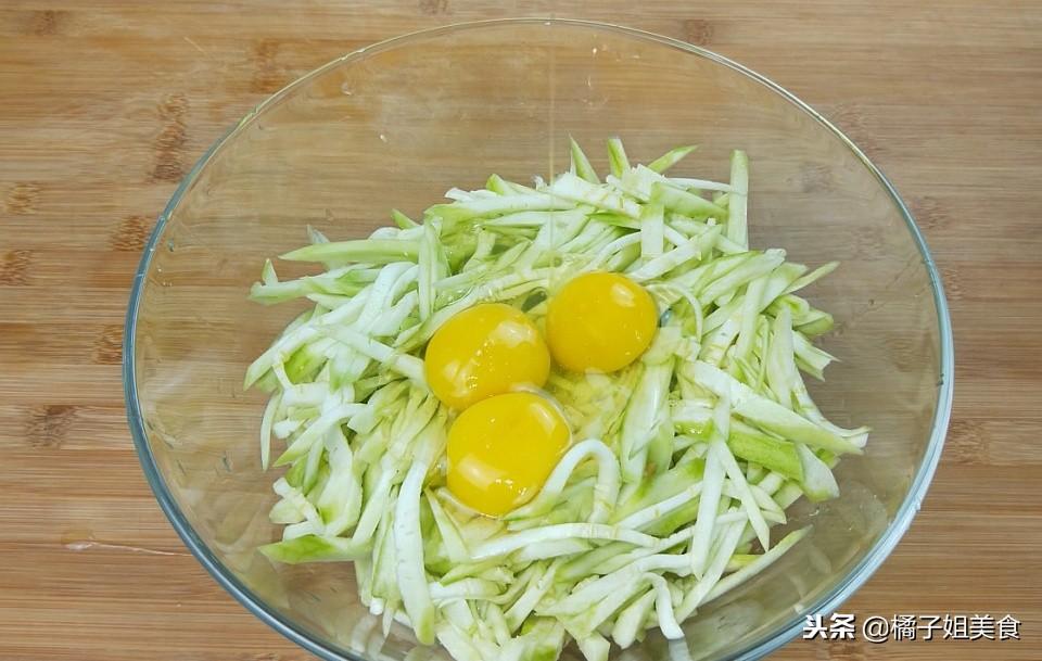 图片[5]-【丝瓜饼】做法步骤图 营养美味 做法详细讲解-起舞食谱网