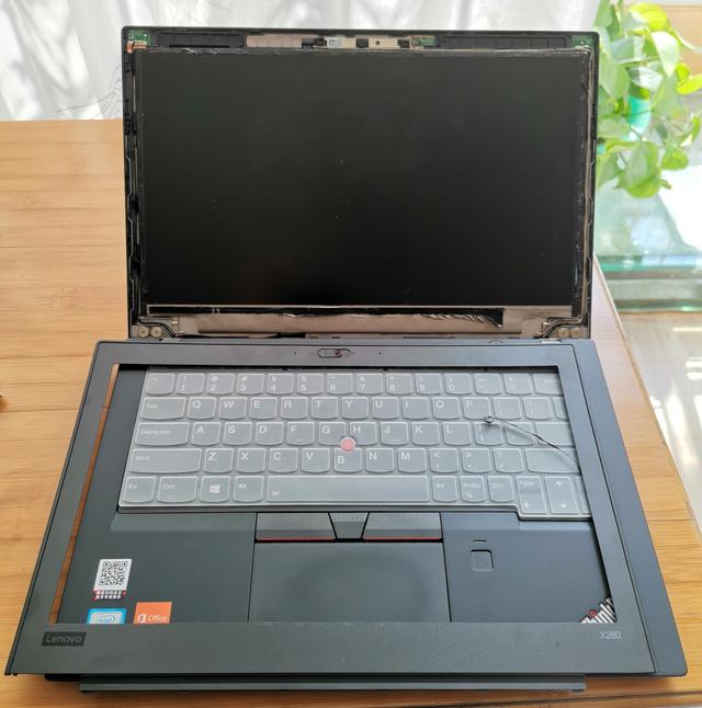 更换显示器在BIOS里怎么设置，换显卡bios要设置（眼睛终于不再受折磨）