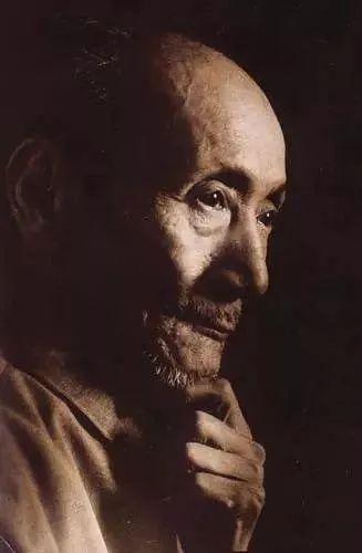 杜甫生平简介，杜甫生平简介300字（杜甫画像画的竟是画师自己）