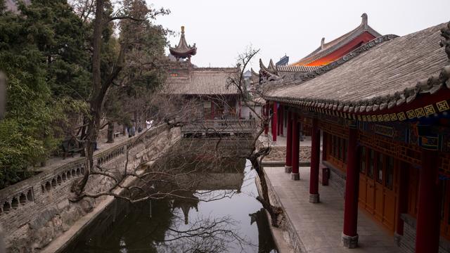 华清宫位于哪里，华清宫简介（中国唯一的皇家沐浴圣地）