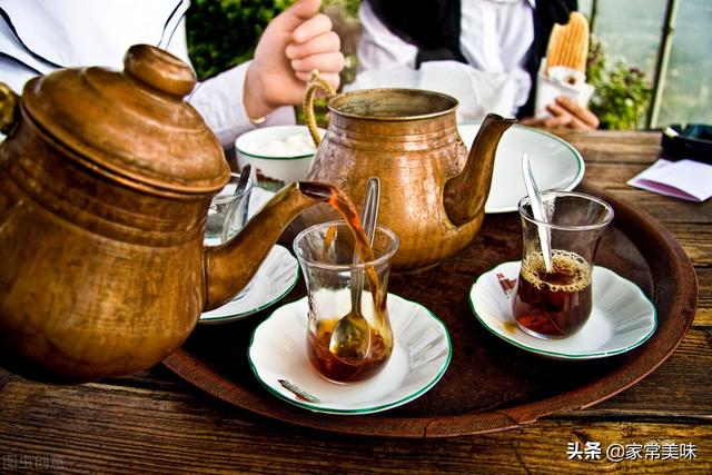 乌龙茶属于绿茶吗，绿茶包括哪些茶叶品种（“乌龙茶”与“绿茶”的3大区别）