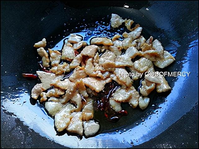 白菜怎么吃，白菜怎么吃解毒效果好（舒缓压力白菜炒肉片的做法）