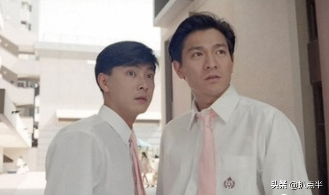 “最爱宣萱”的张卫健为何转身娶了张茜？相伴22载至今无子