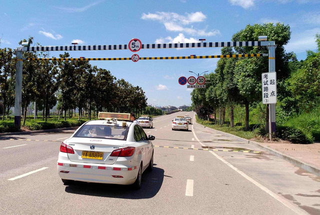 科目三考试项目有哪些，驾考科目三考试有哪些项目（科三中最难的项目又是哪些）