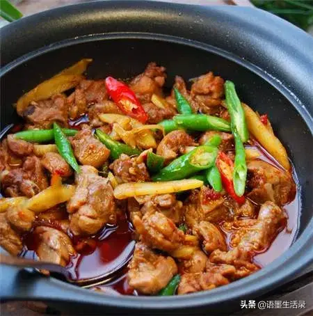 子姜焖土鸭怎么做，再也不去饭店吃了