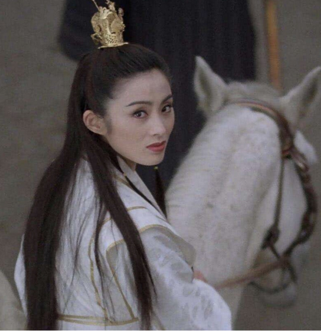 女扮男装的电视剧，女扮男装的电视剧有哪些（盘点影视剧中的女扮男装）